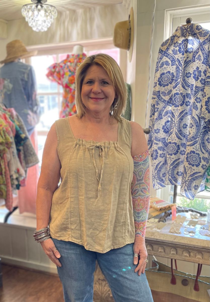 italian-linen-square-neck-tank-top-beige italian-linen-square-neck-tank-top-beige